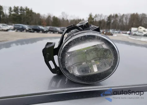 2014 Mazda Mazda3 I Touring z USA, uszkodzony, nr VIN JM1BM1V76E1172236